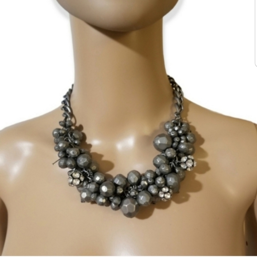 Simply Vera Vera Wang Gunmetal Gray Cluster Statement Necklace Rhinestone Accent